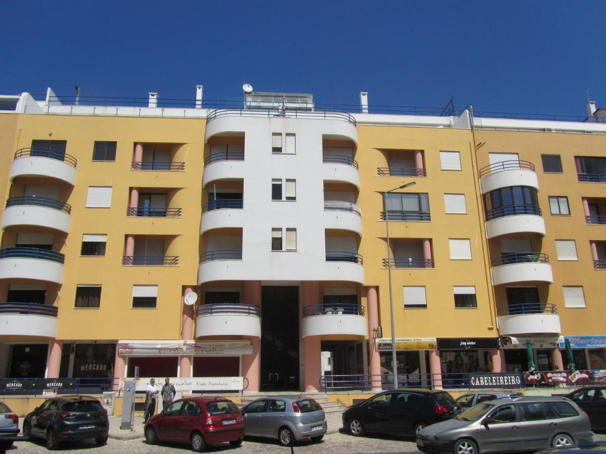Enjoy Ocean Beach Life At Costa Da Caparica! Costa da Caparica Exterior foto